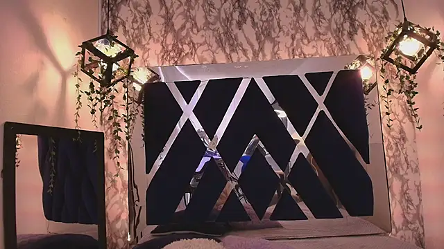 charlotte bluee online show from 28, 10, 2025