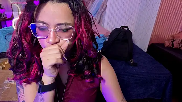 kristen tay online show from 2, 5, 2026