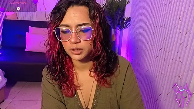 kristen tay online show from 12, 4, 2026