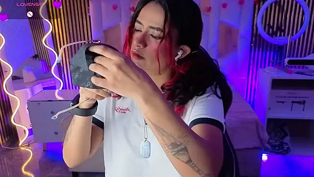 kristen tay online show from 31, 3, 2026