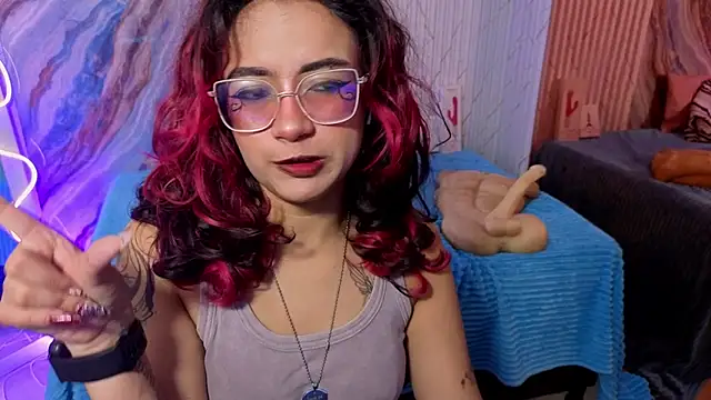 kristen tay online show from 8, 5, 2026
