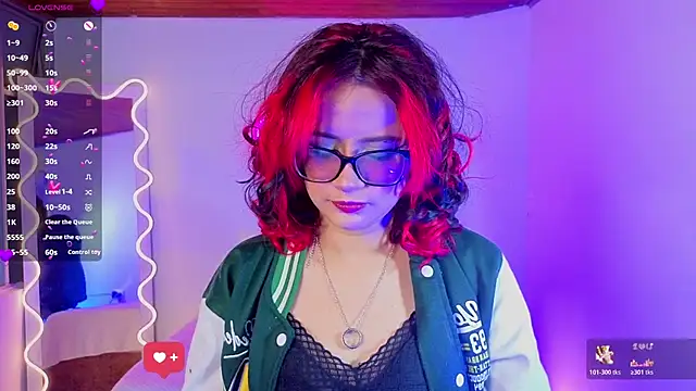 kristen tay online show from 20, 10, 2025