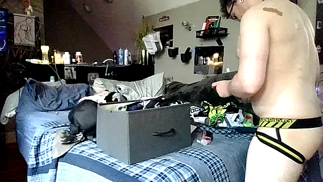 Sk00byJaXxX212 online show from 7, 5, 2026