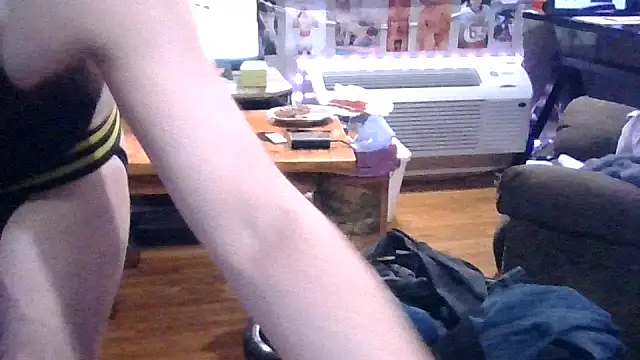 Sk00byJaXxX212 online show from 8, 1, 2026