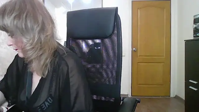 Victoria secrets  online show from 3, 3, 2025