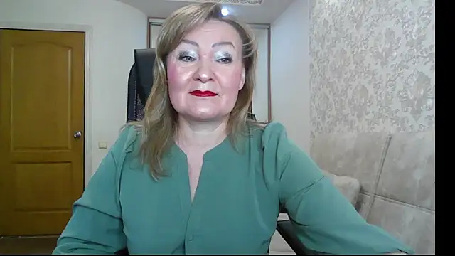 Victoria secrets  online show from 15, 10, 2025