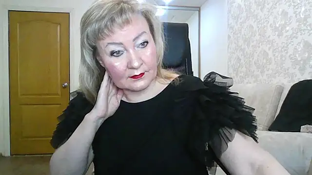 Victoria secrets  online show from 21, 11, 2025