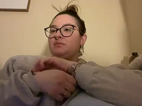 yourbratpaisley online show from 14, 2, 2025