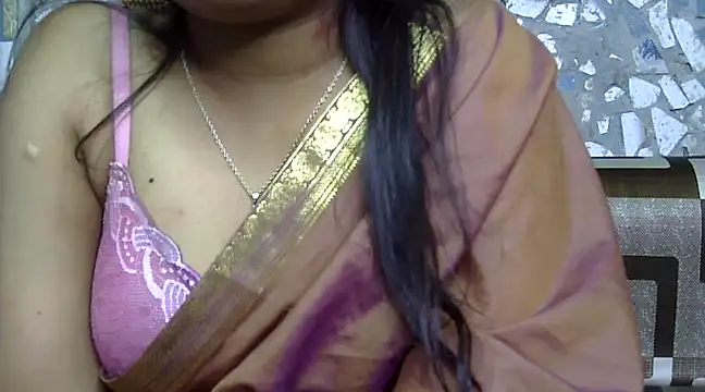 BROUNGIRLKAVYA online show from 18, 3, 2025