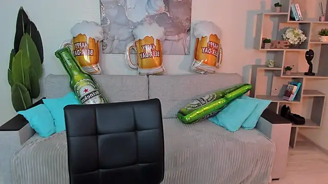 GabriellaMays online show from 21, 9, 2025