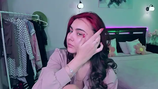 GabriellaMays online show from 11, 3, 2025