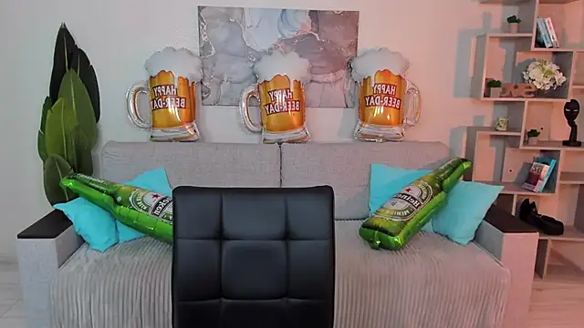 GabriellaMays online show from 20, 9, 2025