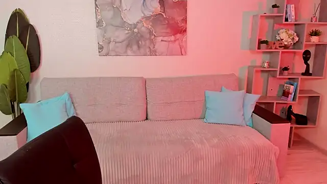 GabriellaMays online show from 20, 11, 2025