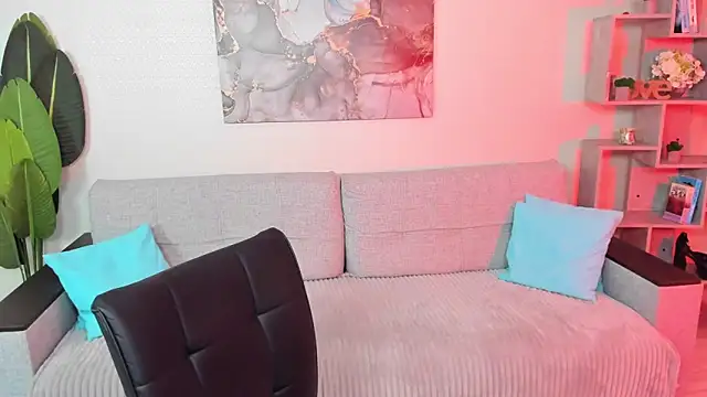 GabriellaMays online show from 13, 11, 2025