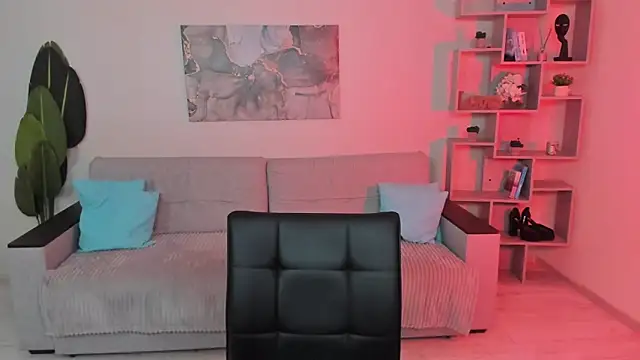 GabriellaMays online show from 22, 4, 2026