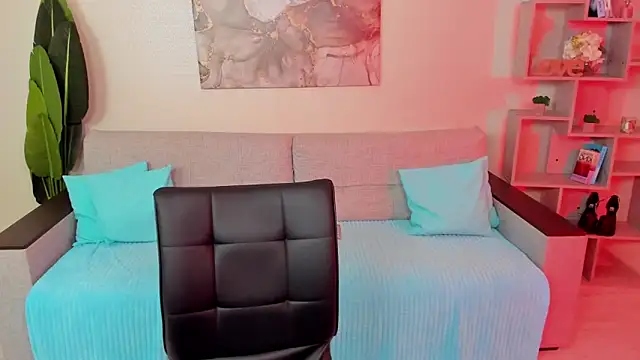 GabriellaMays online show from 13, 3, 2026