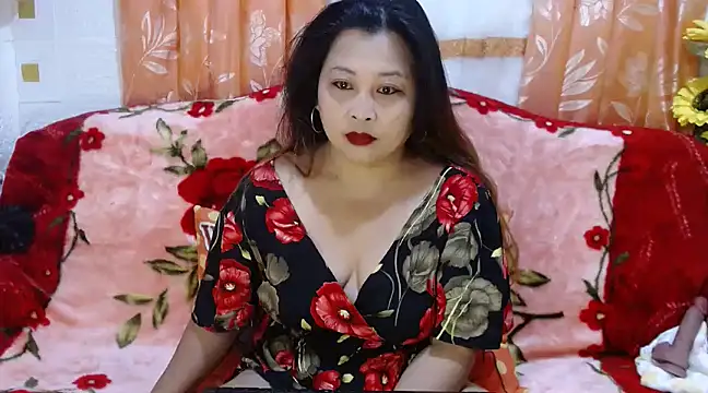 UrSweetClassyPinay online show from 18, 1, 2025