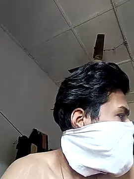 boyyouwant33 online show from 17, 2, 2025