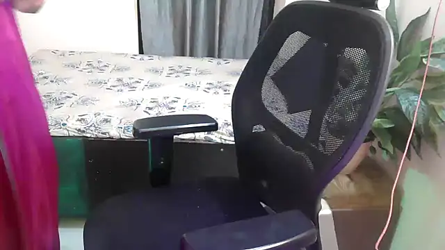 Snapshot of megancatluna chatting on 31, 3, 2026 megancatluna online show from 31, 3, 2026