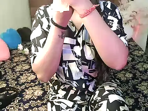 megancatluna online show from 15, 10, 2025