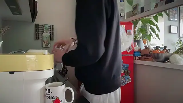 Snapshot of MikymikeBBWD chatting on 11, 11, 2025 MikymikeBBWD online show from 11, 11, 2025