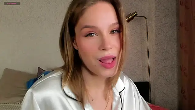 TaiteBayles online show from 10, 11, 2025