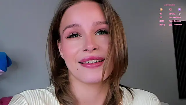 TaiteBayles online show from 28, 9, 2025