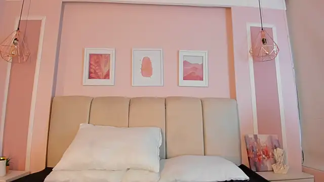 Annie rhoades online show from 20, 12, 2025