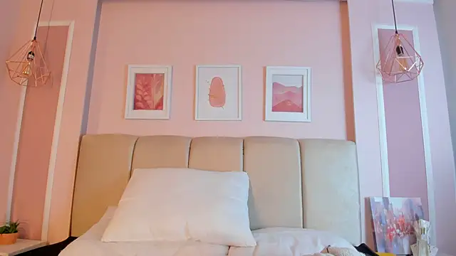 Annie rhoades online show from 21, 12, 2025