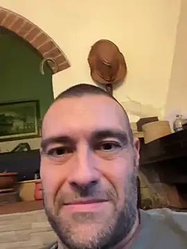 Jackcazzone 82 online show from 1, 3, 2025