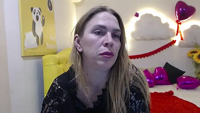 TessaDaybreak online show from 2, 3, 2025