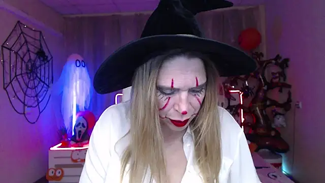 TessaDaybreak online show from 31, 10, 2025