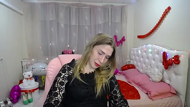 TessaDaybreak online show from 5, 3, 2025