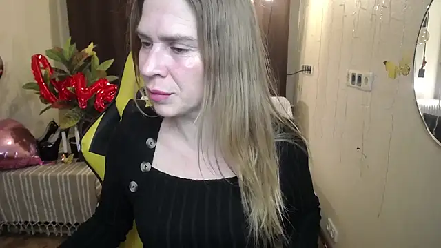 TessaDaybreak online show from 22, 2, 2025