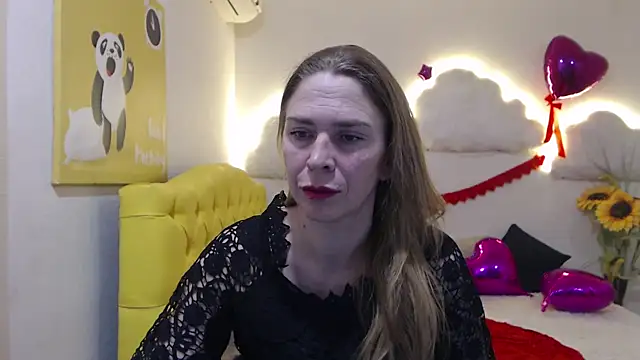 TessaDaybreak online show from 3, 3, 2025