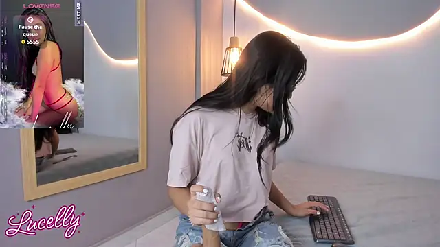 lucelly 15 online show from 17, 10, 2025