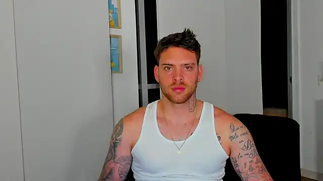 Snapshot of arnold_bekam chatting on 4, 10, 2025 arnold bekam online show from 4, 10, 2025