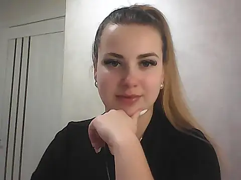Snapshot of GoddessTenderness chatting on 11, 2, 2026 GoddessTenderness online show from 11, 2, 2026