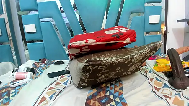 ebony valentina online show from 16, 4, 2026