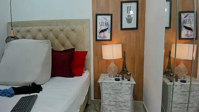 KimberlyBigBoobs online show from 7, 10, 2025