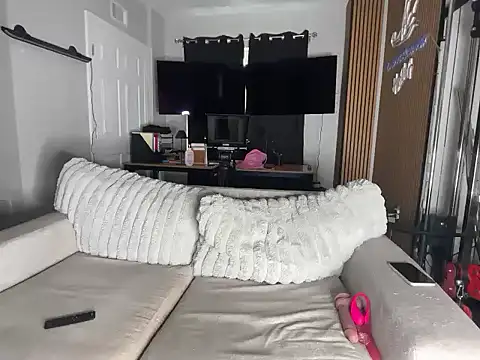 meggsworld online show from 21, 3, 2026