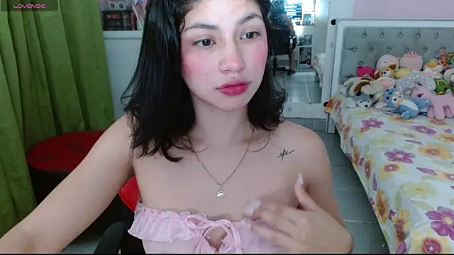 Violett 11 online show from 18, 11, 2025