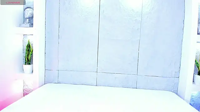 MiaMistrex online show from 25, 9, 2025