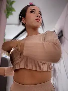 Naatalia online show from 28, 11, 2025