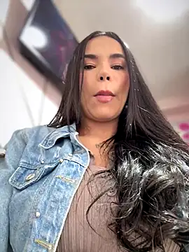 Naatalia online show from 17, 10, 2025