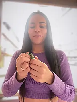 Naatalia online show from 18, 11, 2025