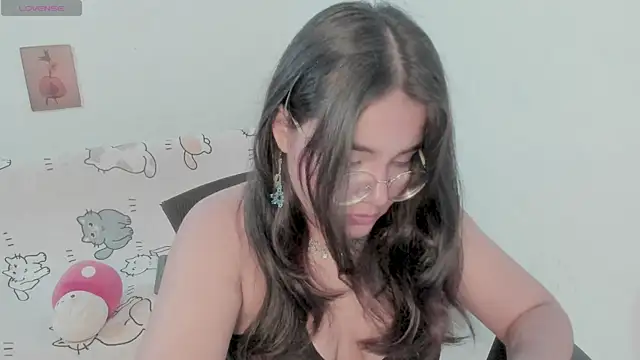 Naoko 7w7 online show from 22, 3, 2025