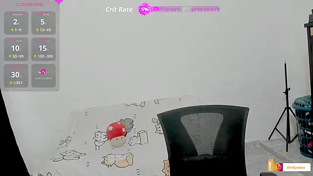 Naoko 7w7 online show from 19, 10, 2025