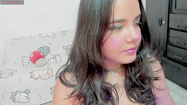 Naoko 7w7 online show from 26, 11, 2025