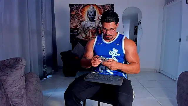 Valentino Dosantos  online show from 9, 9, 2025